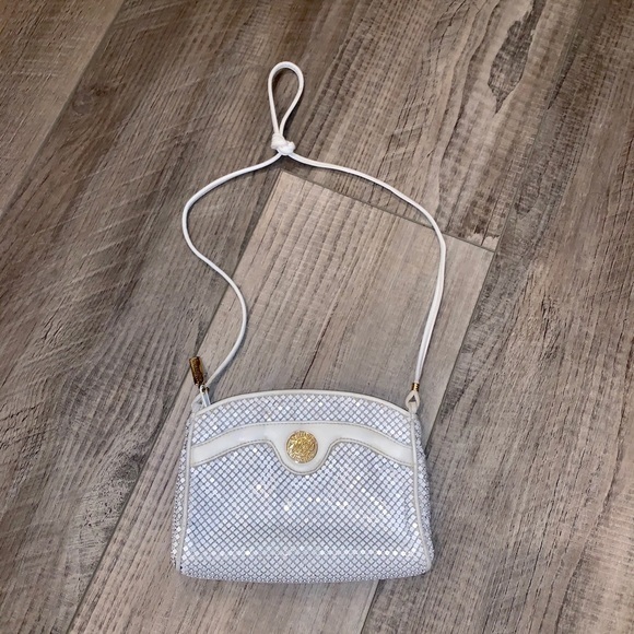 1960s Whiting and Davis white sequin beaded purse - Picture 2 of 11